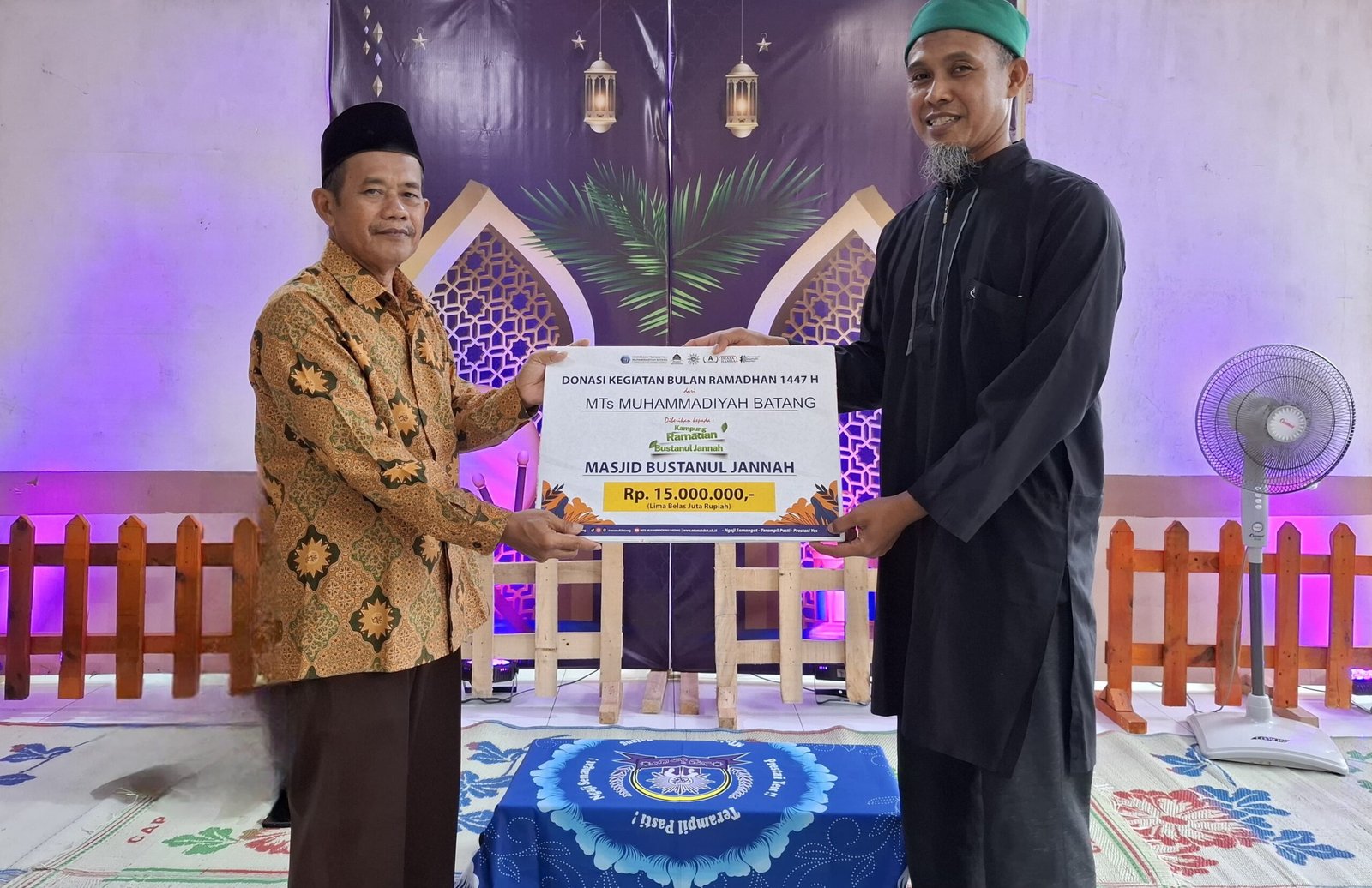 “MTs Muhammadiyah Batang Tebar Kepedulian melalui Program MTs Berbagi di Bulan Ramadhan”